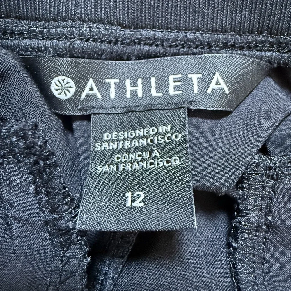Athleta Brooklyn Bermuda Short 12 Black 9